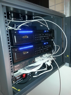 rack szekrény dvr, vagy nvr tárolására biztonsági kamera rendszer kiépítésekor rack szekrény dvr, vagy nvr tárolására biztonsági kamera rendszer kiépítésekor